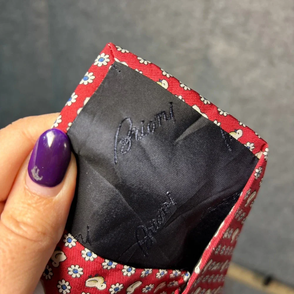 Brioni silk necktie